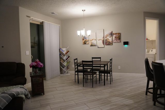 4412 SKYLINE Loop NE, Rio Rancho, NM 87144