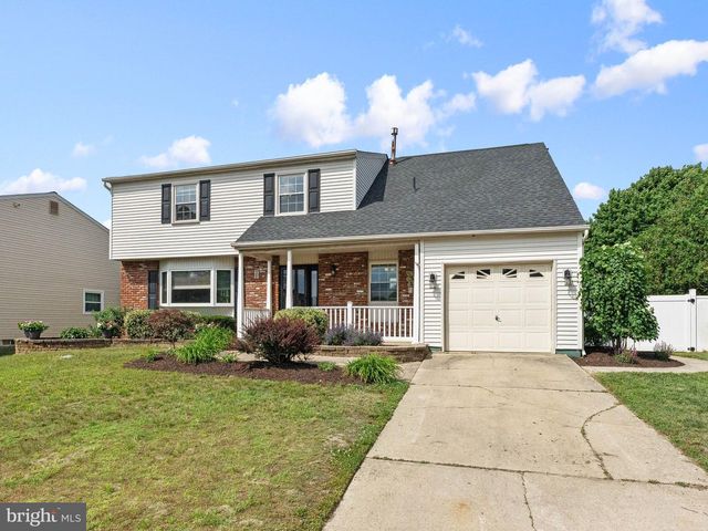 8 CHESTERFIELD RD, Sewell, NJ 08080