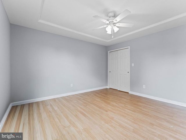 8 CHESTERFIELD RD, Sewell, NJ 08080