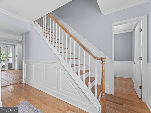 8 CHESTERFIELD RD, Sewell, NJ 08080