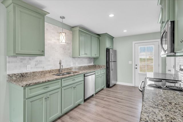 316C Weakley Creek Rd, Lawrenceburg, TN 38464