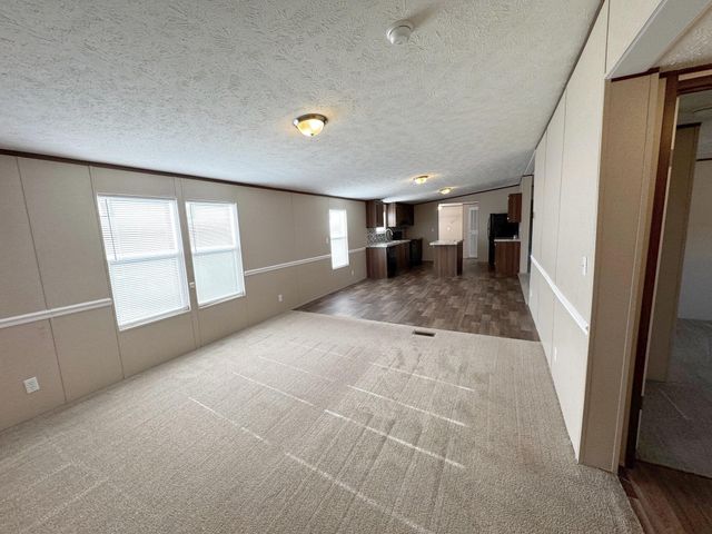 247 S Dixie Road, Wagener, SC 29164