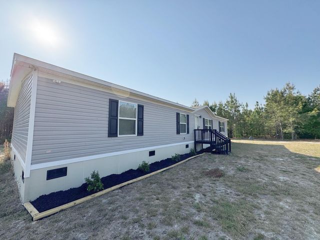 247 S Dixie Road, Wagener, SC 29164