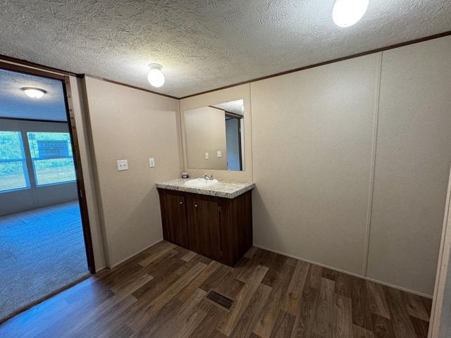 247 S Dixie Road, Wagener, SC 29164