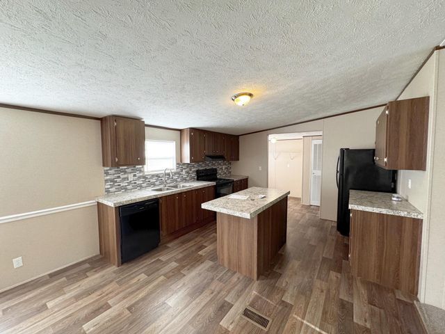 247 S Dixie Road, Wagener, SC 29164