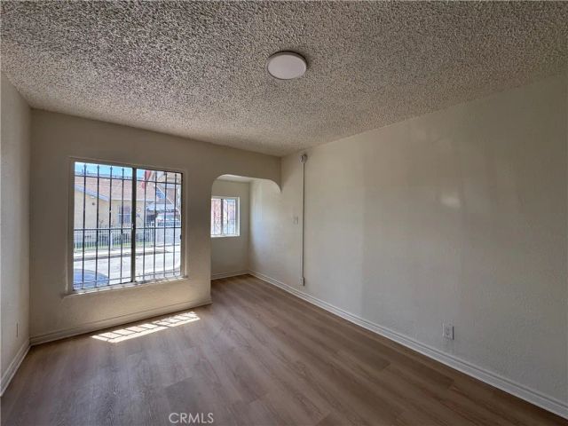 8220 Wall, Los Angeles, CA 90003