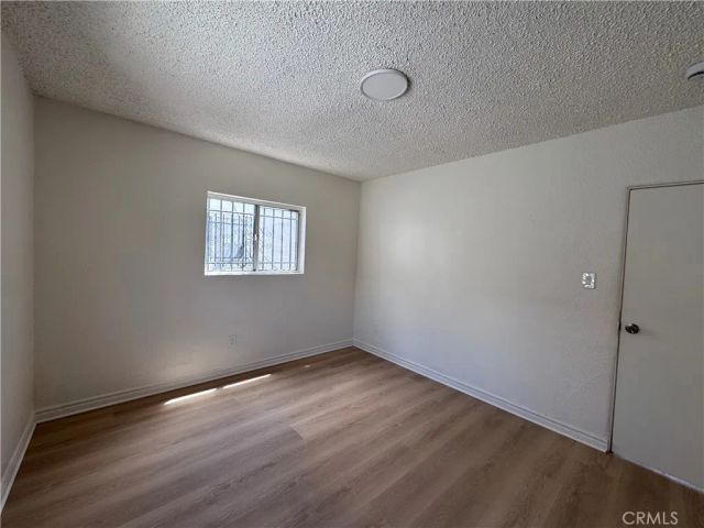 8220 Wall, Los Angeles, CA 90003