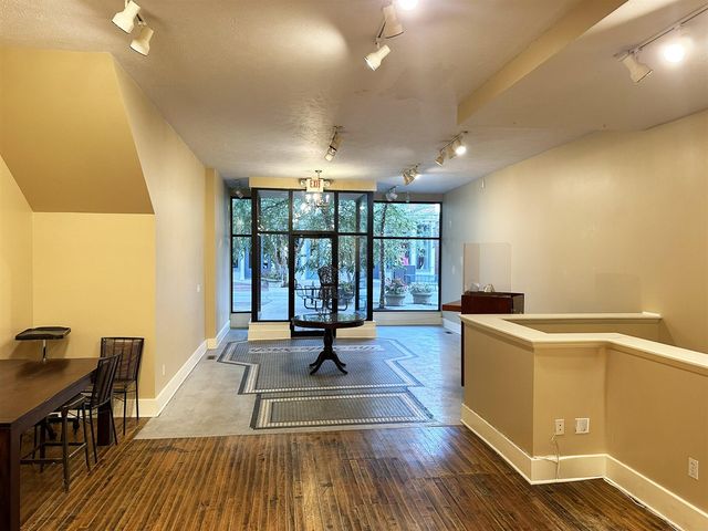 217 S Kalamazoo Mall, Kalamazoo, MI 49007