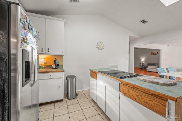 6859 Liberty St, Navarre, FL 32566