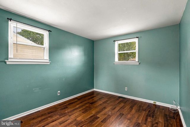 948 LOIS DR, Williamstown, NJ 08094
