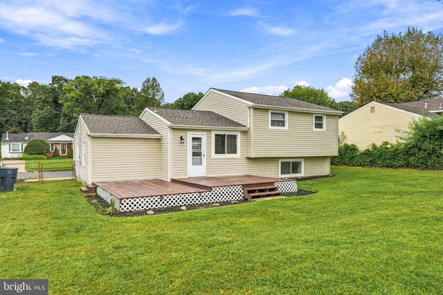 948 LOIS DR, Williamstown, NJ 08094
