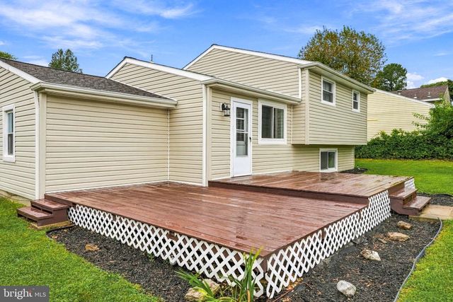 948 LOIS DR, Williamstown, NJ 08094