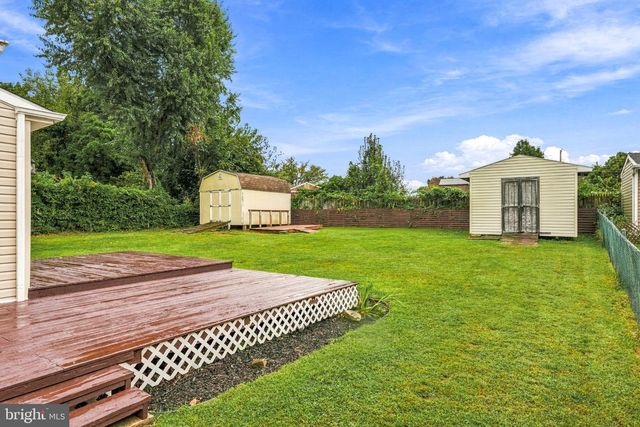 948 LOIS DR, Williamstown, NJ 08094