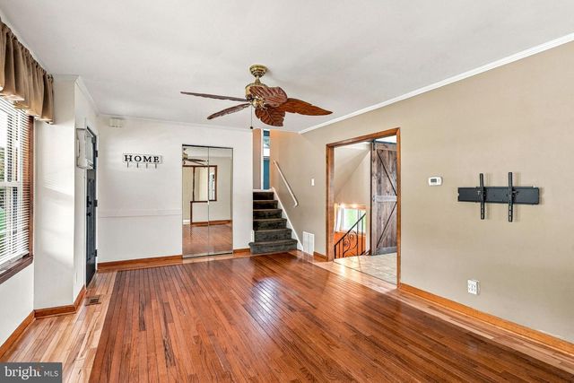948 LOIS DR, Williamstown, NJ 08094