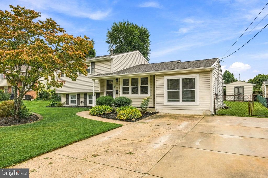 948 LOIS DR, Williamstown, NJ 08094 — photo 3
