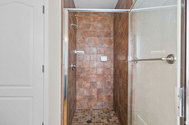 736 E 2200 S, Clearfield, UT 84015