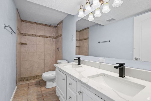 736 E 2200 S, Clearfield, UT 84015