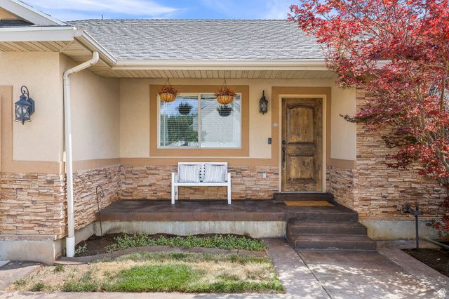 736 E 2200 S, Clearfield, UT 84015