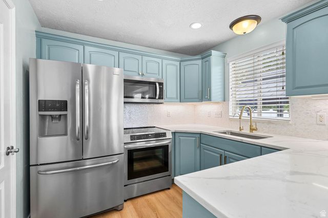 736 E 2200 S, Clearfield, UT 84015