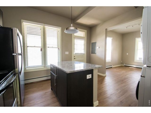1806 17th St, Boulder, CO 80302