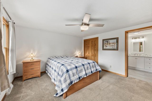 162 Debbie DRIVE, Waukesha, WI 53189