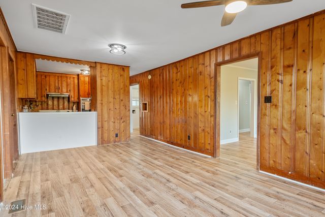 1408 Halltown Road, Jacksonville, NC 28546