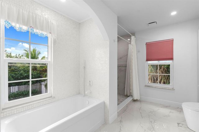 229 Fordham Drive, Lake Worth Beach, FL 33460