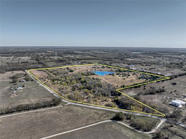10420 County Road 470, Blue Ridge, TX 75424