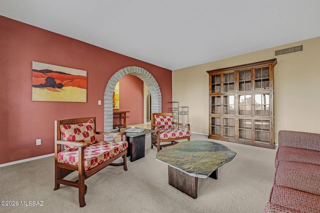 6501 N Avenida De Posada, Tucson, AZ 85718