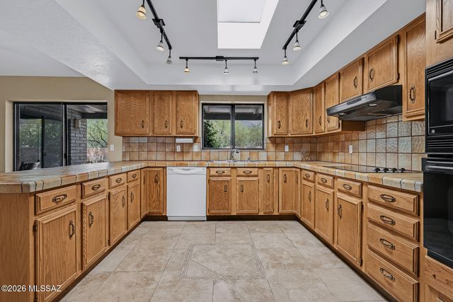 6501 N Avenida De Posada, Tucson, AZ 85718