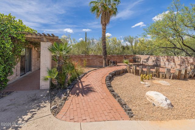 6501 N Avenida De Posada, Tucson, AZ 85718