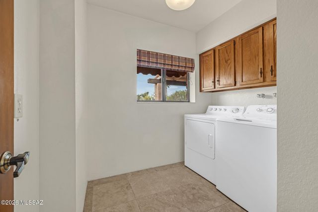 6501 N Avenida De Posada, Tucson, AZ 85718