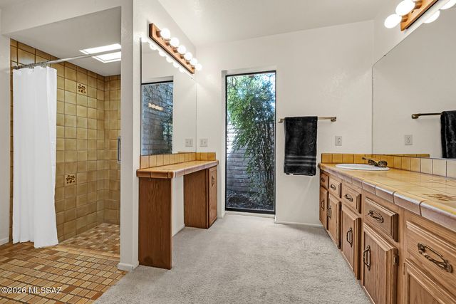 6501 N Avenida De Posada, Tucson, AZ 85718