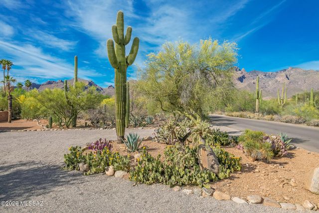 6501 N Avenida De Posada, Tucson, AZ 85718