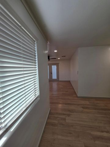 4034 E Moreland Street Apt 2, Phoenix, AZ 85008