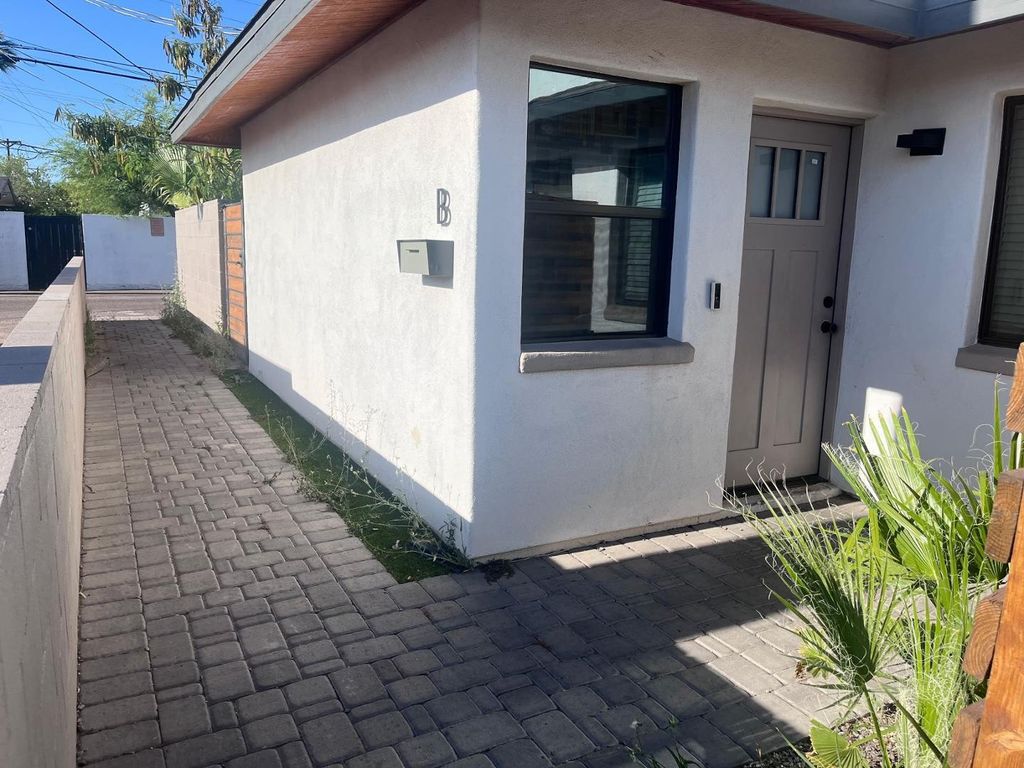 4034 E Moreland Street Apt 2, Phoenix, AZ 85008