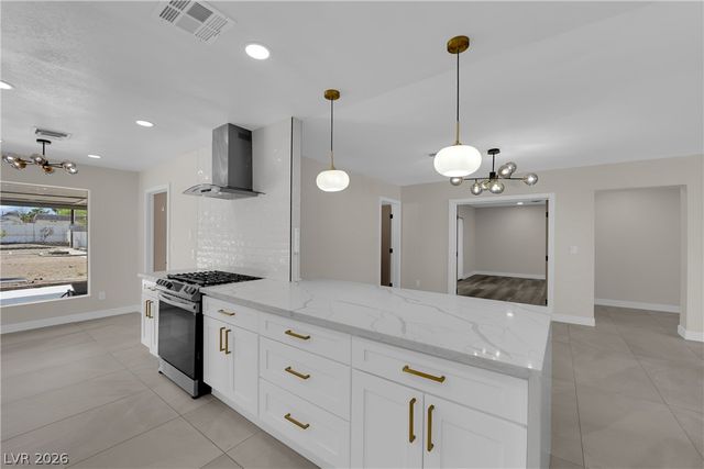 2845 Rosanna Street, Las Vegas, NV 89117