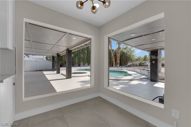 2845 Rosanna Street, Las Vegas, NV 89117