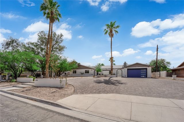 2845 Rosanna Street, Las Vegas, NV 89117