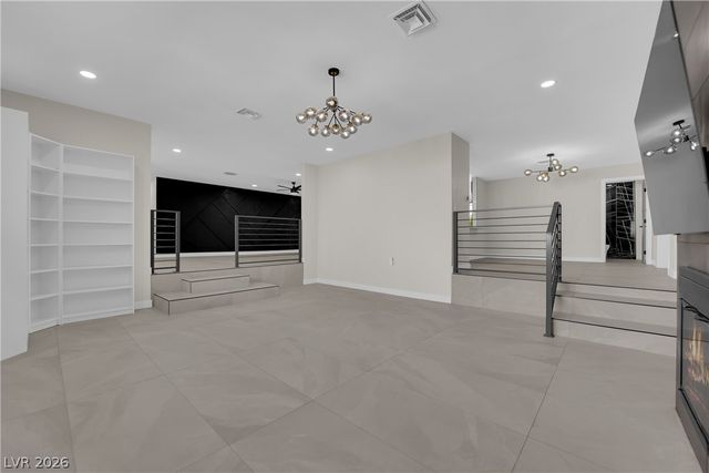 2845 Rosanna Street, Las Vegas, NV 89117
