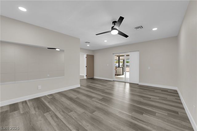 2845 Rosanna Street, Las Vegas, NV 89117
