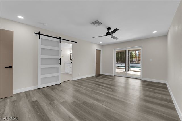 2845 Rosanna Street, Las Vegas, NV 89117