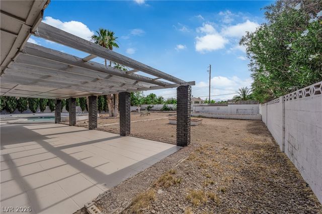 2845 Rosanna Street, Las Vegas, NV 89117