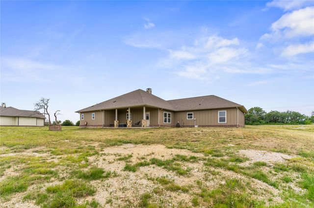 139 Kriston Lane, Springtown, TX 76082