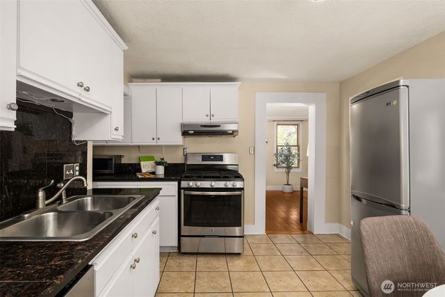 6241 6th Avenue NW, Seattle, WA 98107