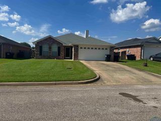211 McClendon Lane, Longview, TX 75605