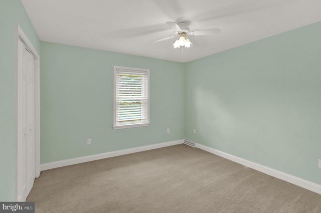 19 FOXCHASE LN, Lebanon, PA 17042