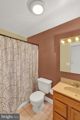 19 FOXCHASE LN, Lebanon, PA 17042