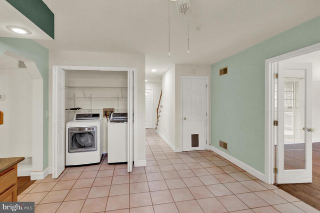 19 FOXCHASE LN, Lebanon, PA 17042