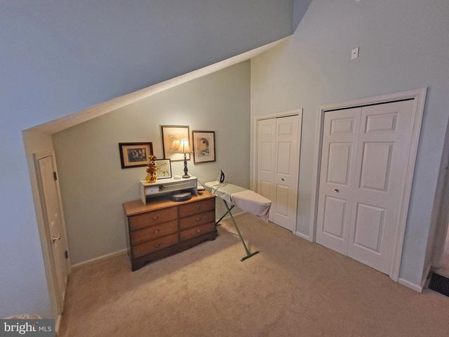 267 STONEGATE CIR S, Chambersburg, PA 17201